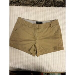 J. Crew womens khaki basic flat front 3.5" inseam chino shorts - size 8